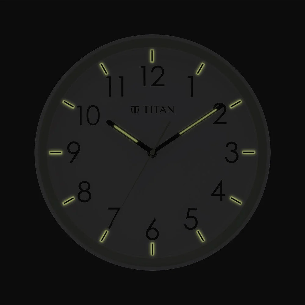 Titan 32.5 cm Green-Lume Wall Clock: Stylish Nighttime Illumination - Image 3